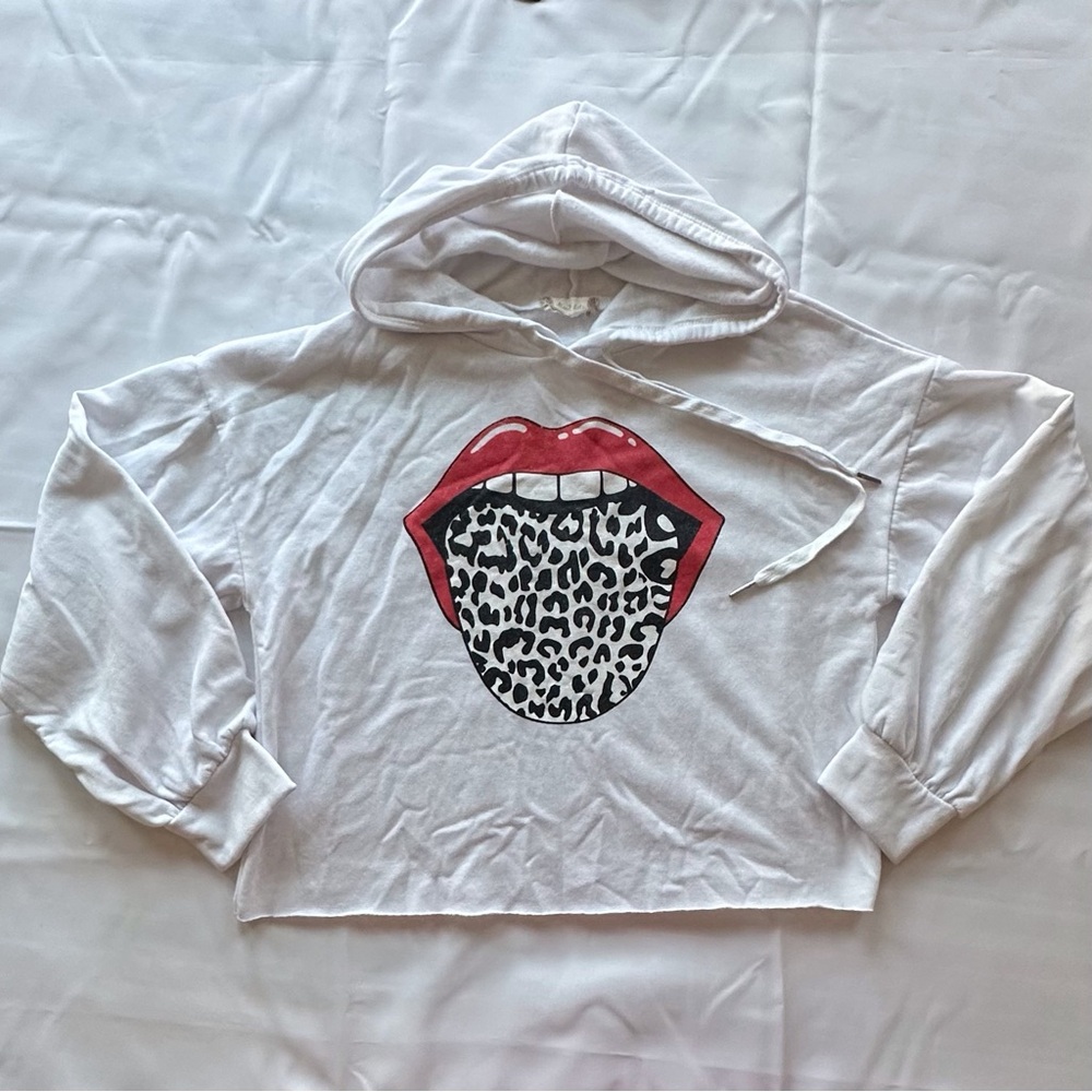 Altar’d State Rolling Stones theme red‎ lips leopard print white crop hoodie S